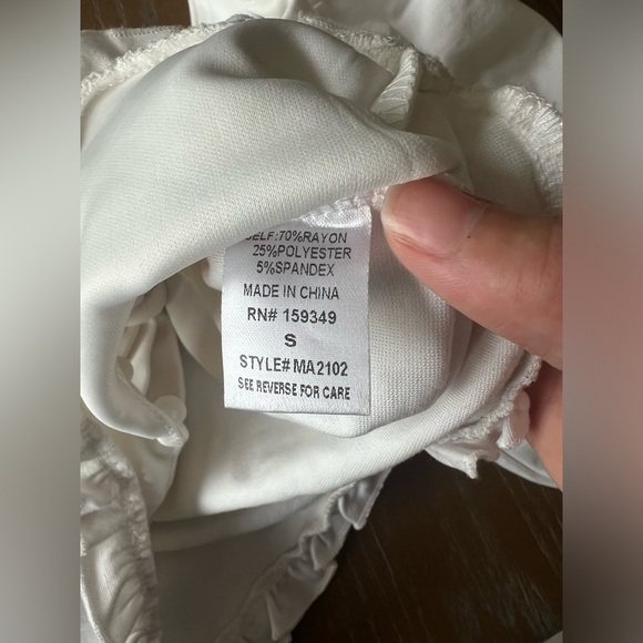 White Peplum Quarter Sleeve Top - Picture 7 of 7